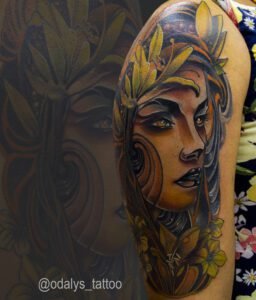 tattoo mujer color